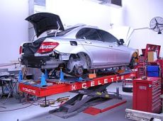 Rückverformung von Fahrzeugstrukturen
